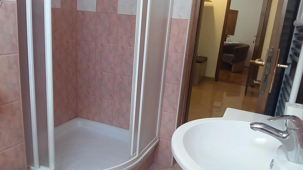 Suza Apartment Сень Екстер'єр фото